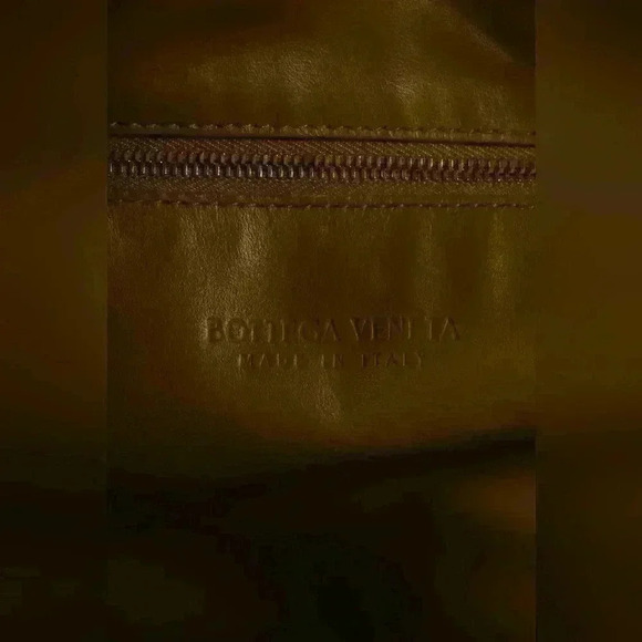 BOTTEGA VENETA Tan Large  Jodie Woven Calfskin Leather Intrecciato Shoulder Bag - Picture 7 of 9